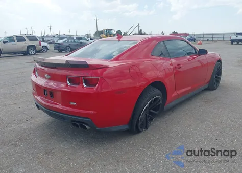2013 Chevrolet Camaro Zl1 z USA, uszkodzony, nr VIN 2G1FL1EP1D9801022